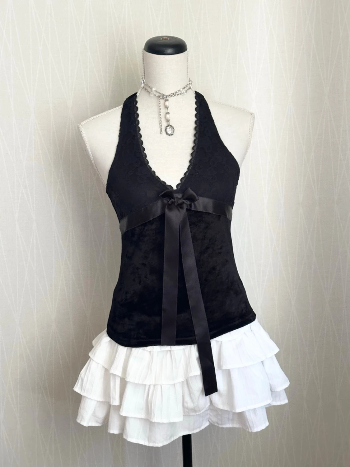 Halterneck lace top  - 1