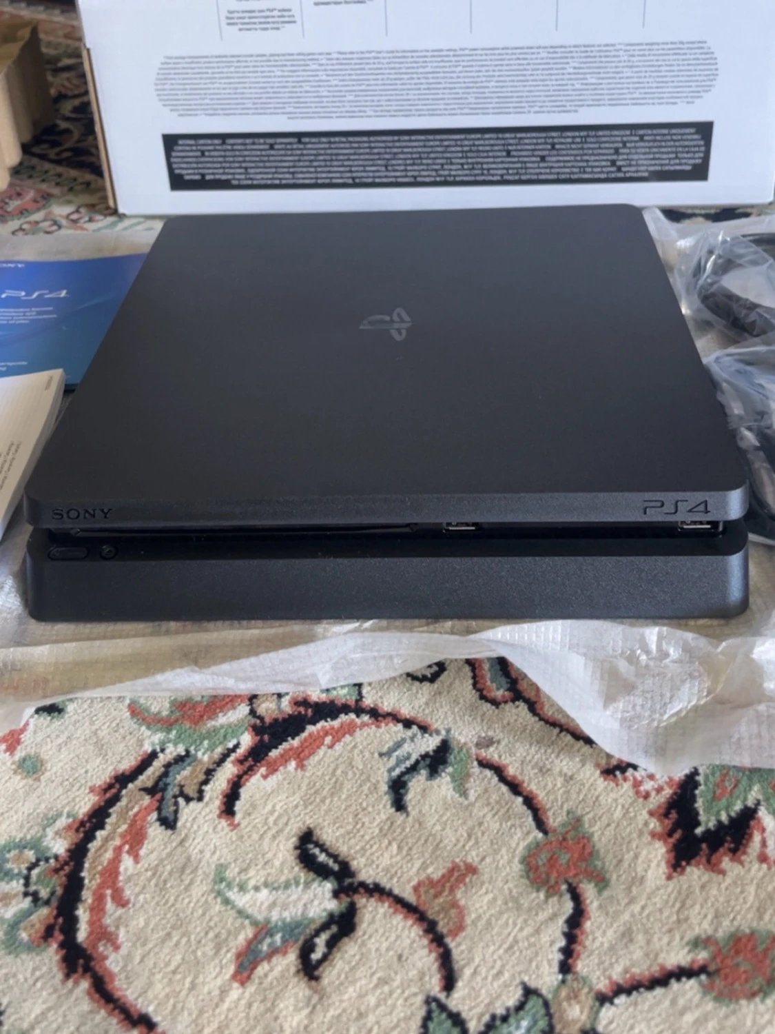 PlayStation 4 Slim spelkonsol svart - 2