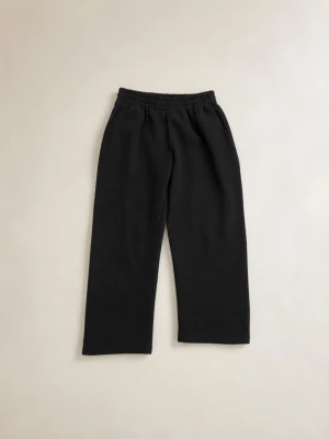 Baggy Sweatpants - Zara Men's Baggy Sweatpants – Size XS Comfortable Zara men's baggy sweatpants in size XS. Relaxed / baggy fit Material: 60% cotton, 40% polyester Good used condition All labels and tags have been cut off, including the care and brand tags Soft and comfortable for everyday wear Please check the photos for the condition and fit. Feel free to message me if you have any questions or would like measurements.
