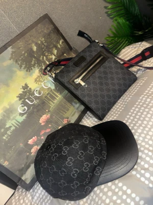 GG väska/keps - Fler bilder kom privat, priset kan diskuteras