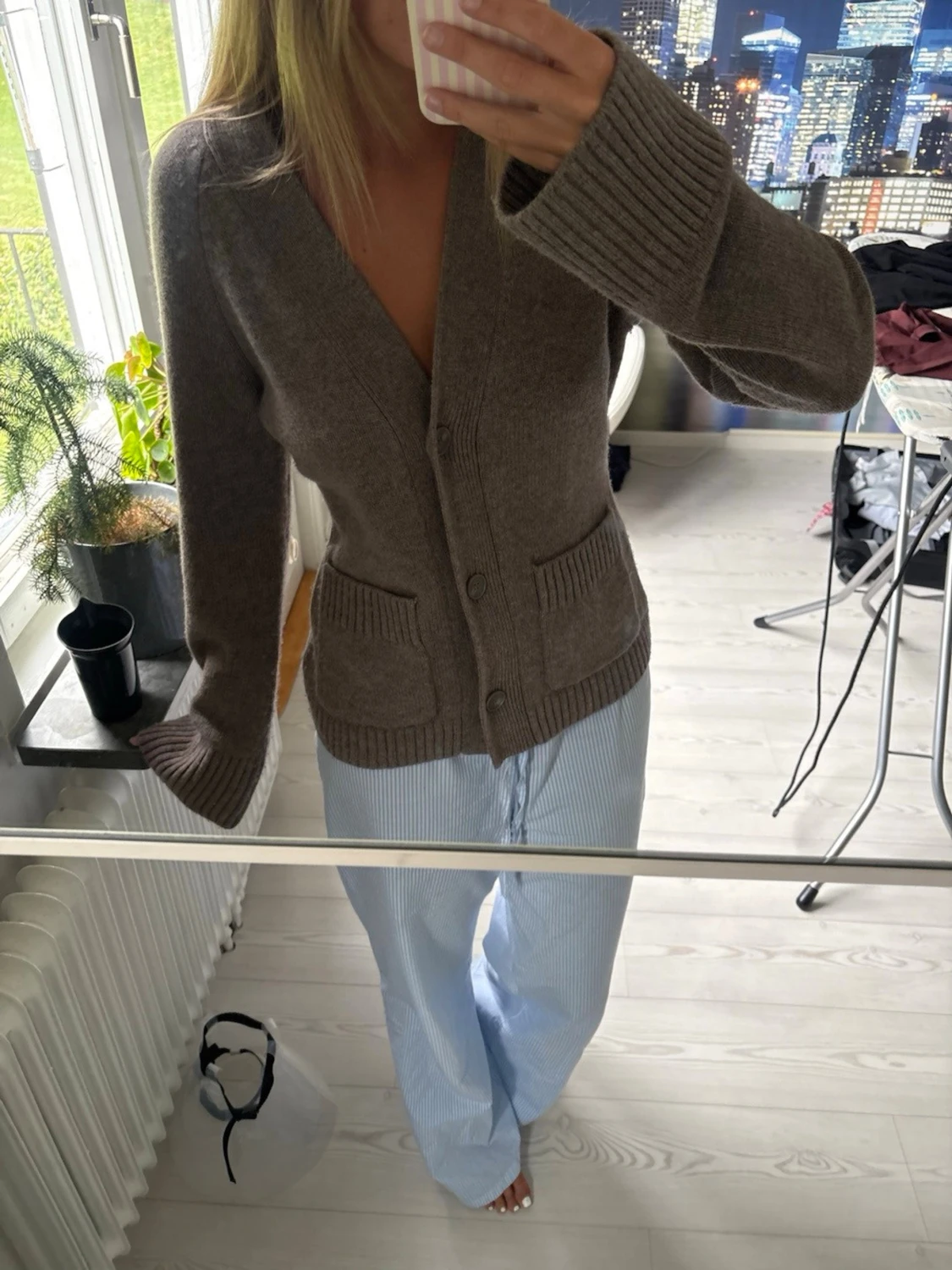 Brun stickad kofta Wera  - 1
