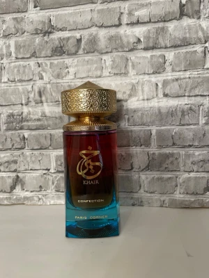Khair Confection Paris corner  - Khair Confection  Paris Corner 100ml se bilder för noter och mängd kvar. Nästan full. 