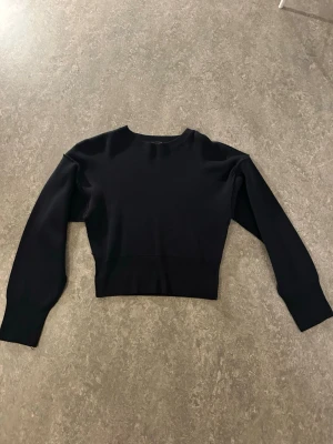  croppad tröja - Is dark blue 