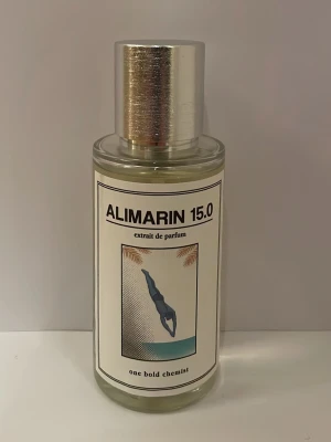 Alimarin 15.0 parfym - Alimarin 15.0 från One Bold Chemist inspirerad av LV afternoon swim. Endast testat parfymen.