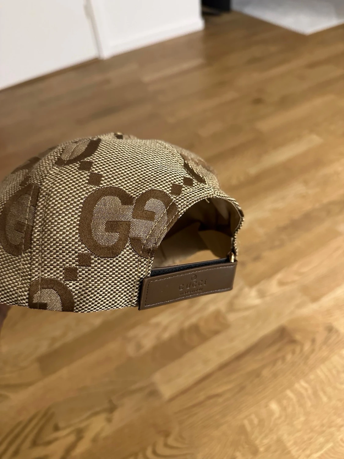 Beige GG-mönstrad keps från Gucci - 3
