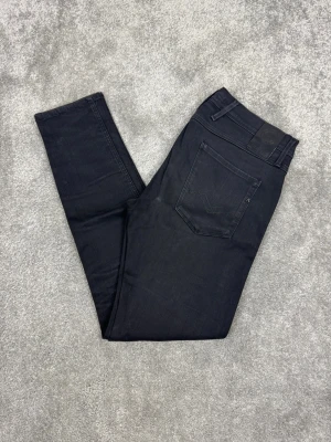 Replay jeans  - Ett par riktigt snygga jeans från Replay i storlek W34 L32 i modellen Anbbas 