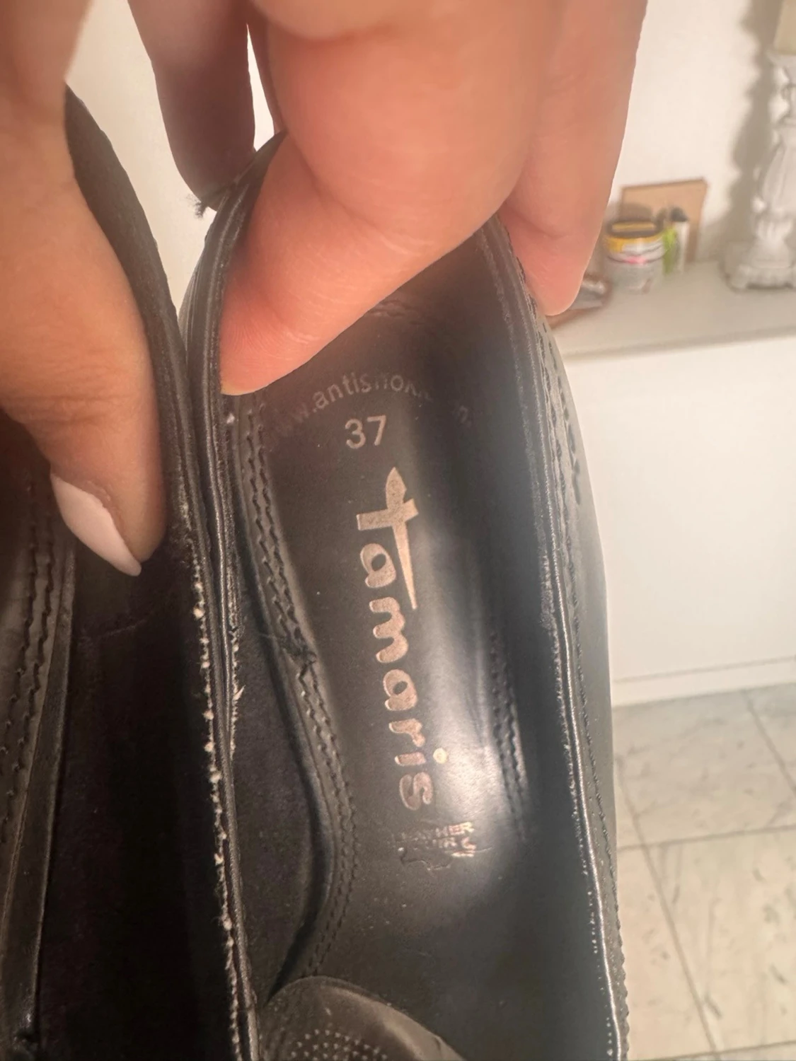 Svarta klassiska pumps med blockklack - 5