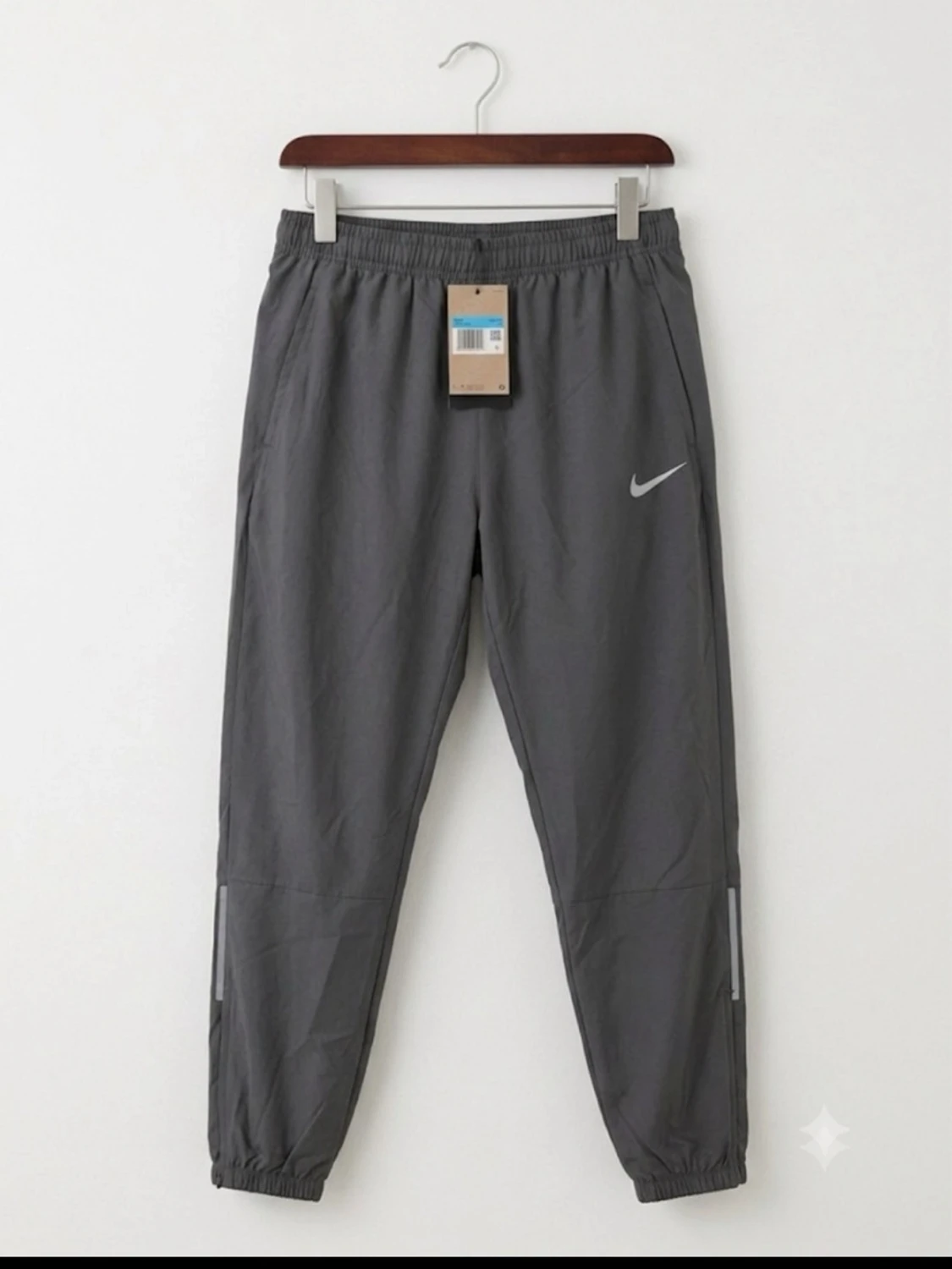 Grå Nike Miller tracksuit - 1