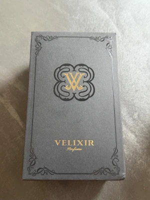 Velixir Ares edp  - Säljer denna supergoda doften som inspirerar till Chanel allure superleggera till 95%. Citrus och tränoter. Endast testad 