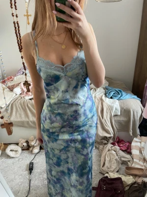 Såå snygg klänning - Såå snygg klänning i perfekt skick med prislapp kvar! 