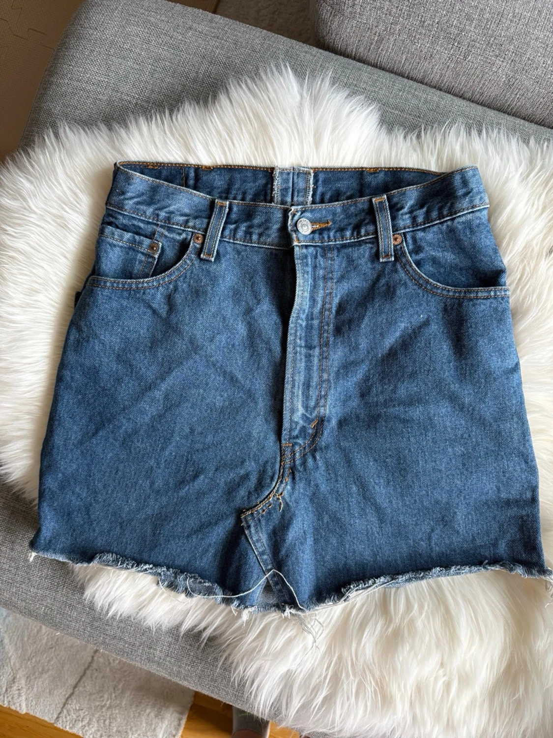 Blå jeanskjol från Levi's - 1