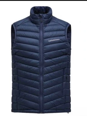 Väst peak performance  - Jätte bra kvalité 