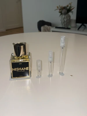 Nishane Ani Extrait de Parfum samples  - 2ml=69kr 5ml=159kr 10ml=279kr