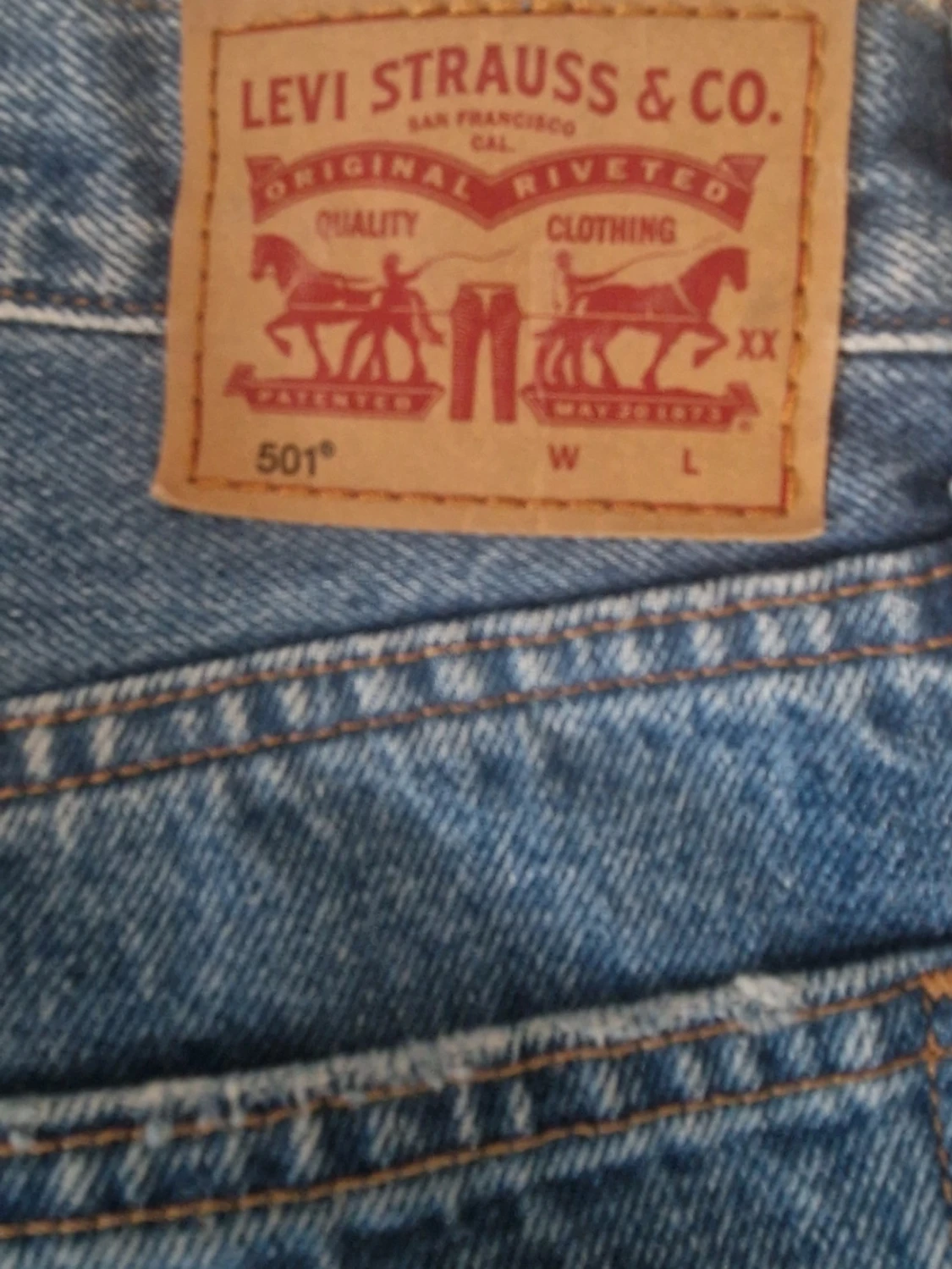 Blå raka jeans, Levis 501 - 2