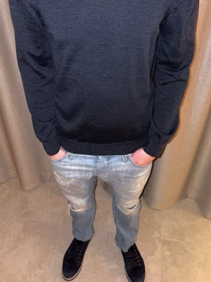 Bläck tröja - Nypris=600kr vårat pris=199, storlek M men passar S bättre