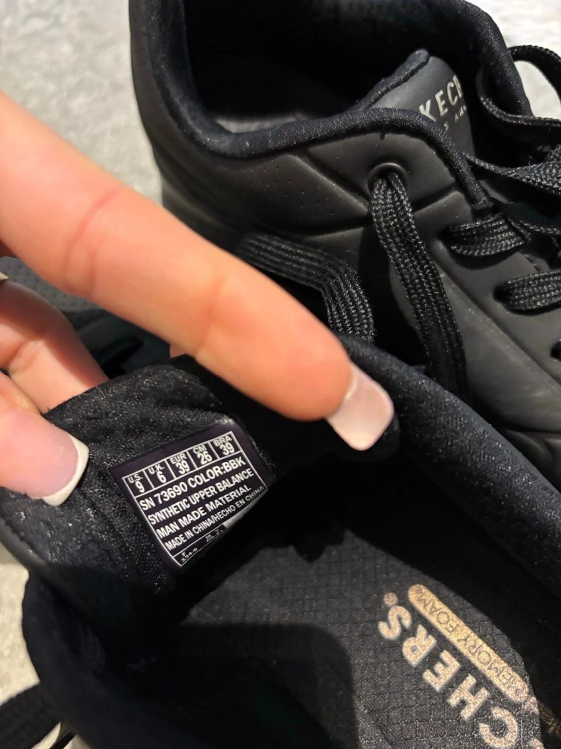 Svarta Skechers sneakers - 4