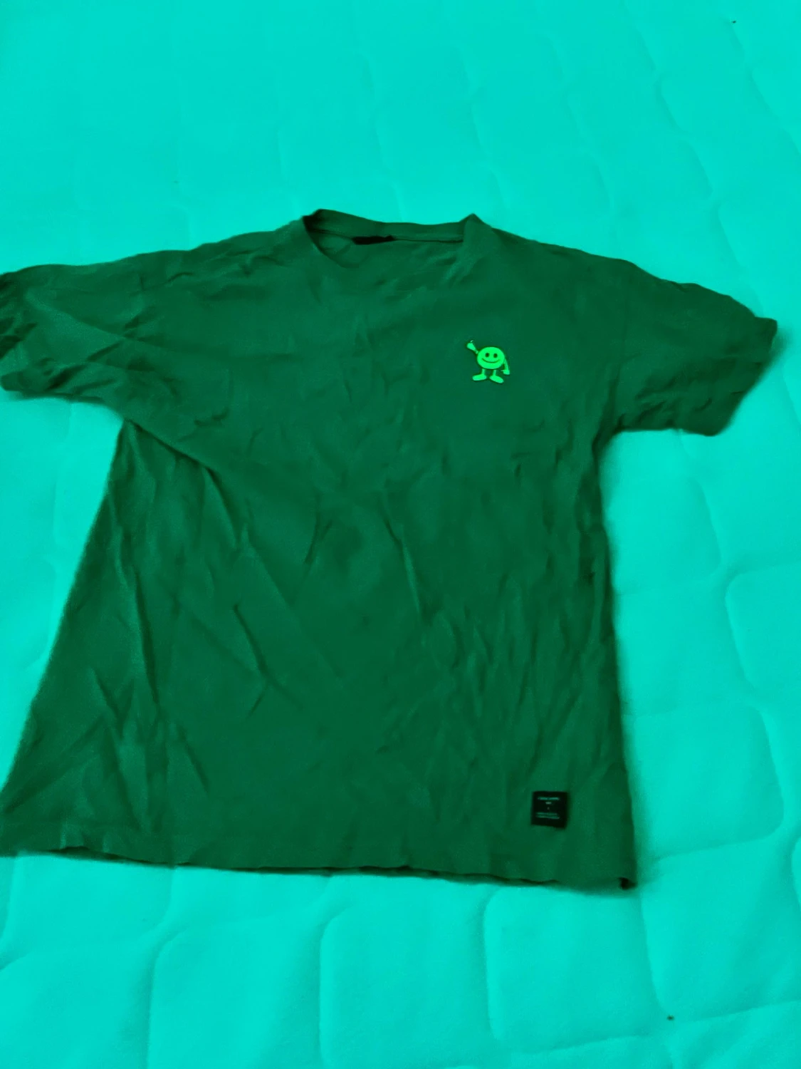  t-shirt med tecknat tryck