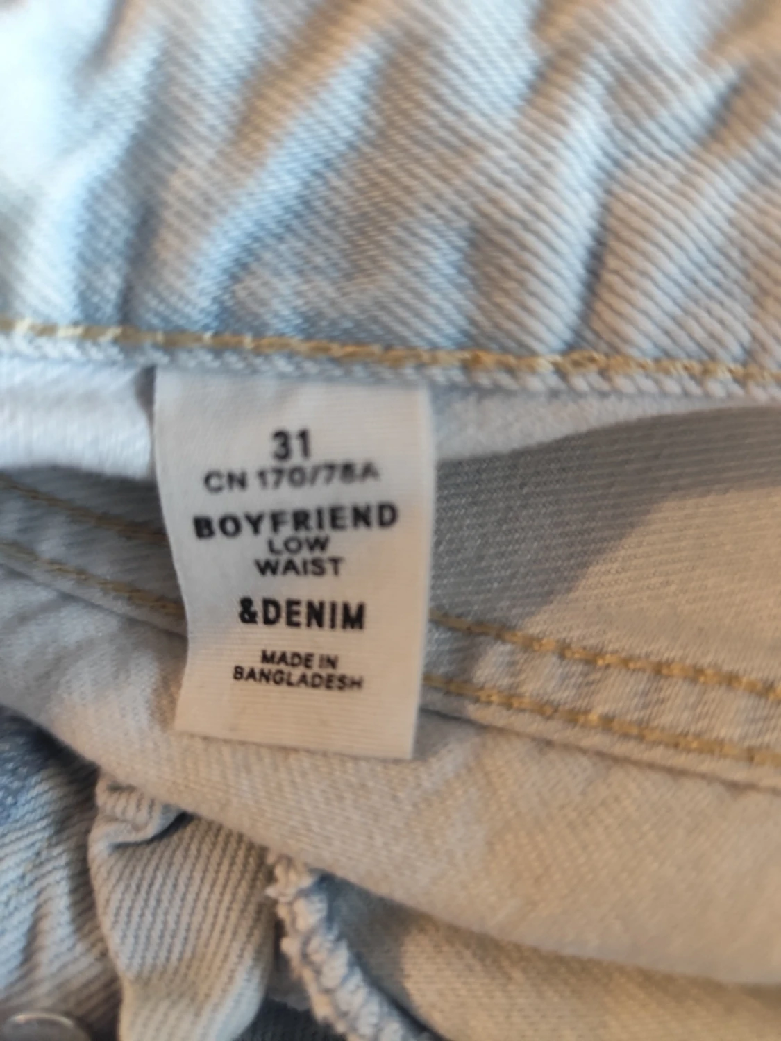 Ljusa boyfriendjeans från Zara stl 40 - 4
