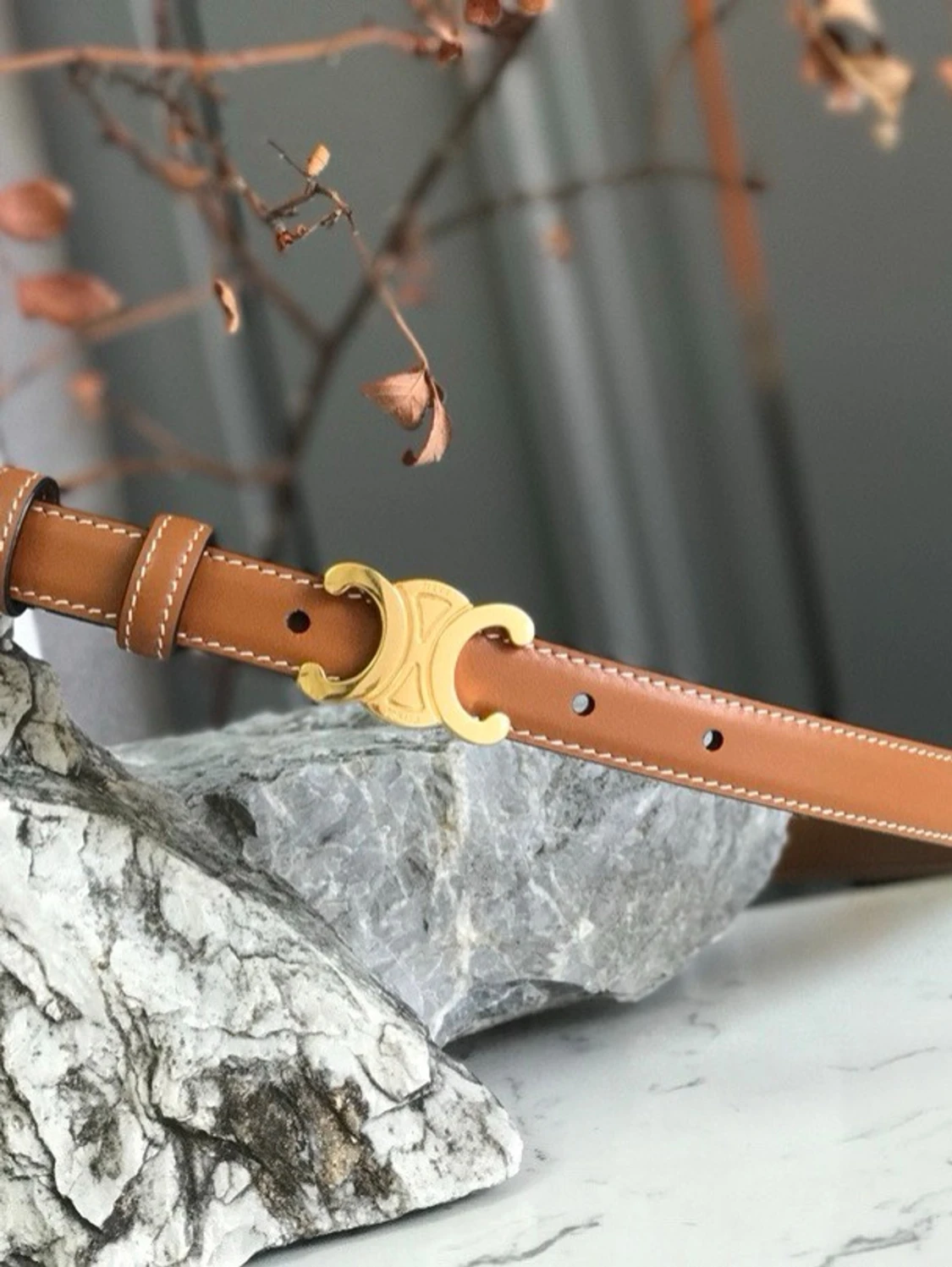 Brunt skärp med guldspänne från Celine - 3