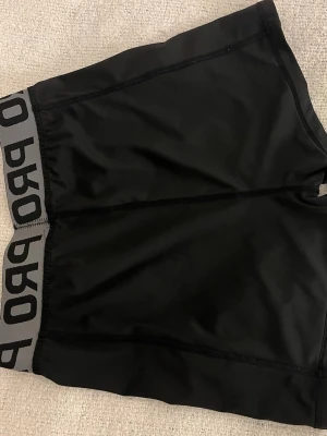 Svarta träningsshorts - Super sköna svarta träningsshorts från shein