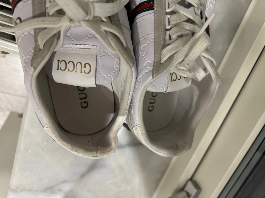 Vita sneakers med beige detaljer - 2