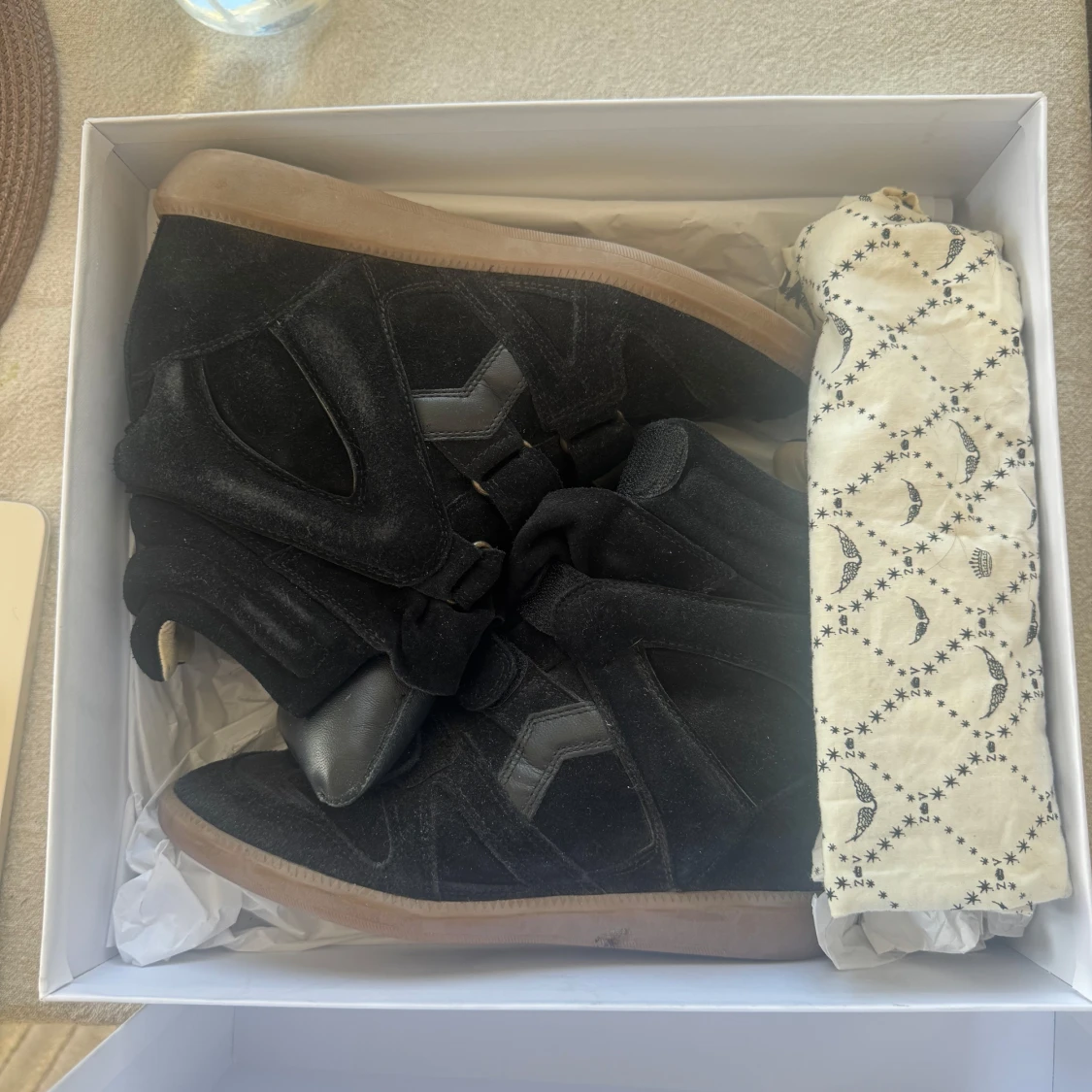 Svarta Isabel Marant wedge sneakers