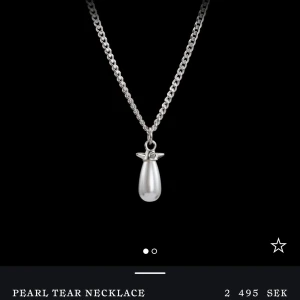 Pearl Tear Necklace - Säljer mitt pärlhalsand från maria nilssotter, skicka fler egna bilder
