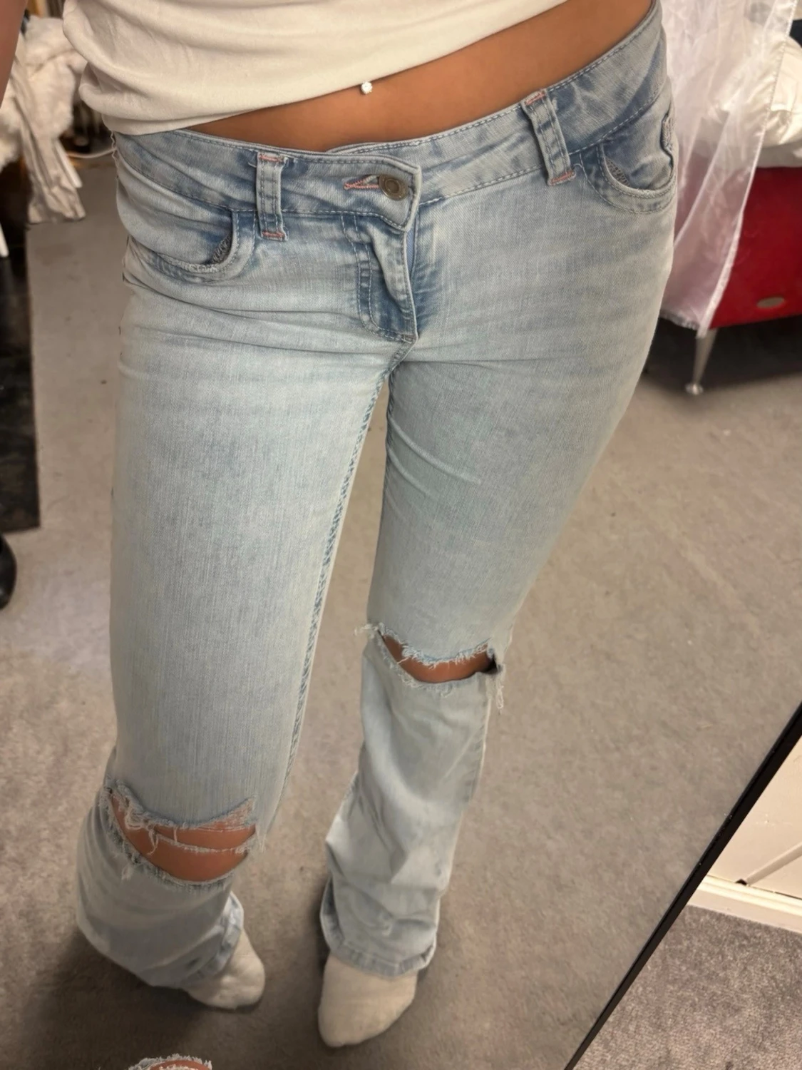 Ljusblå slitna bootcut jeans Nelly - 1