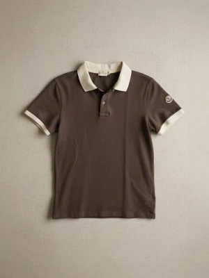 Monclear pike - Tjena säljer min Monclear piké som jag fick av min pappa för ett tag sen vet inte va de såldes för jag är 173 sitter ganska bra på mig men skulle tippa på 170-175 ja den är äkta.Archive,Grich