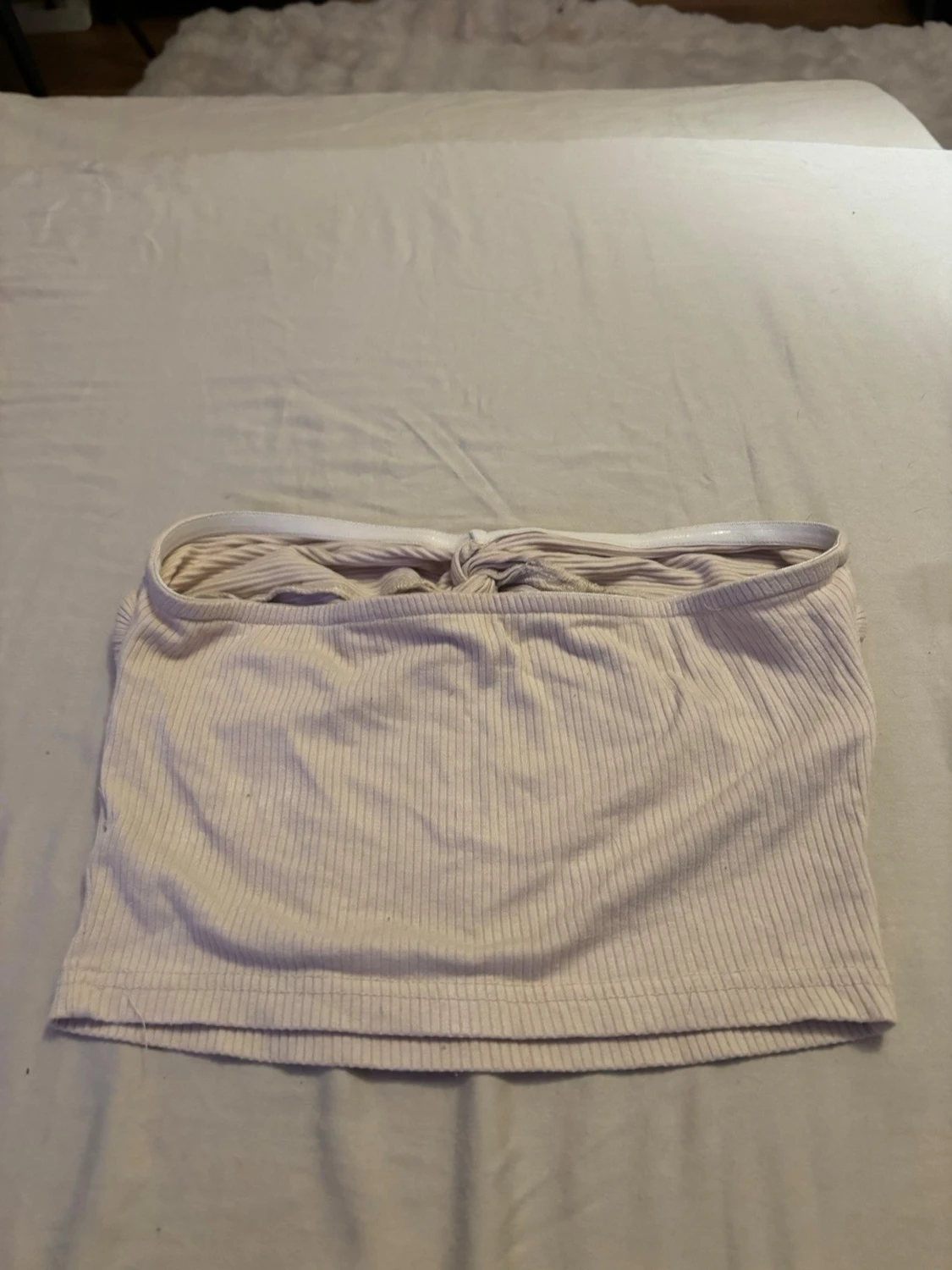 Ljusbeige ribbad tubtopp med twist - 1