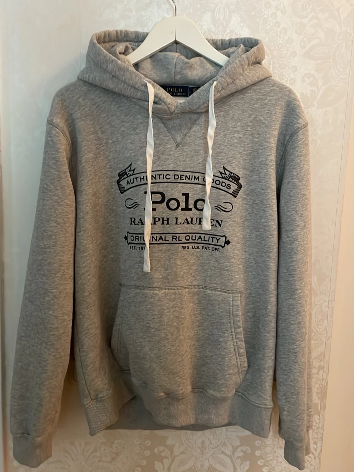 Grå hoodie från Polo Ralph Lauren