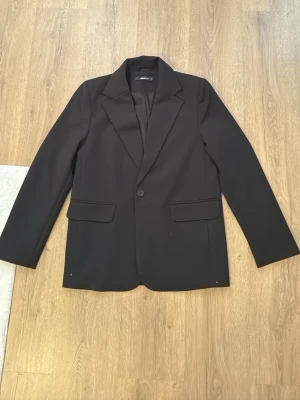 Ginatricot blazer - Aldrig använd! Stl 36! 