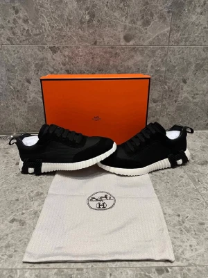 H*rmes skor - Otroligt fint skick! Hör av er vid frågor!