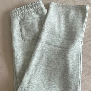 Mjukis byxor  - Sköna mjuka byxor från lager 157! Fint skick 