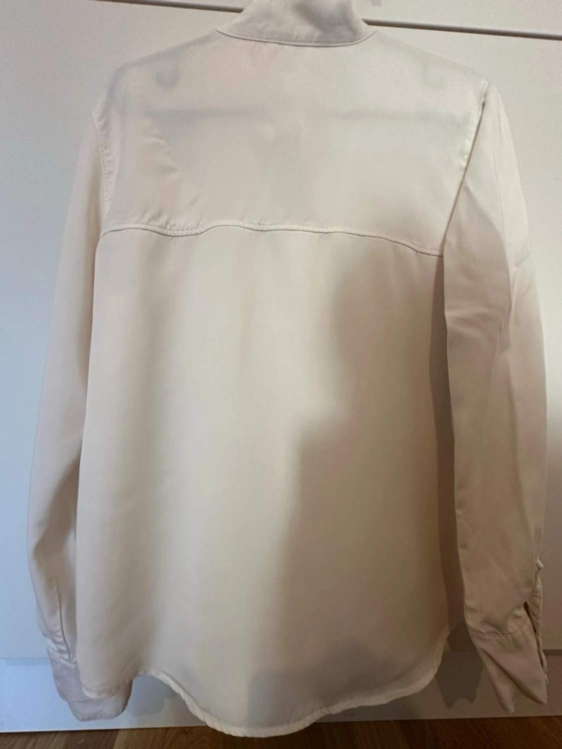 Vit blus med knytband från Mango M - 5