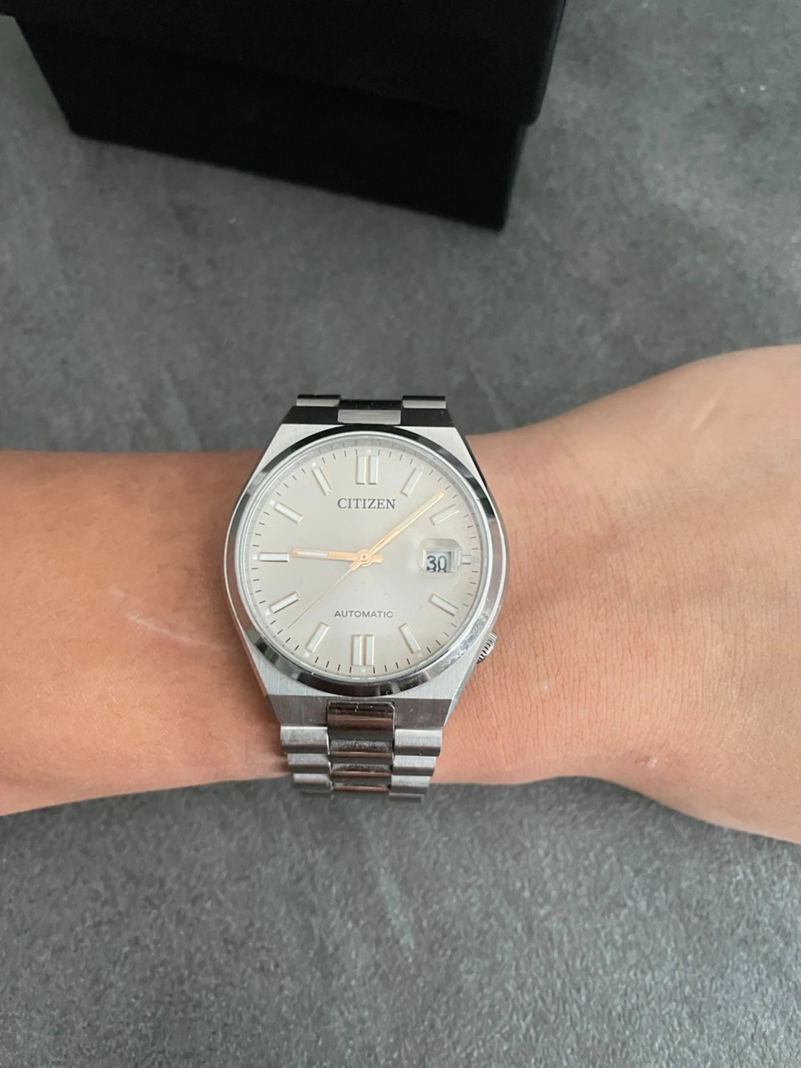 Citizen Champange Dial - 4