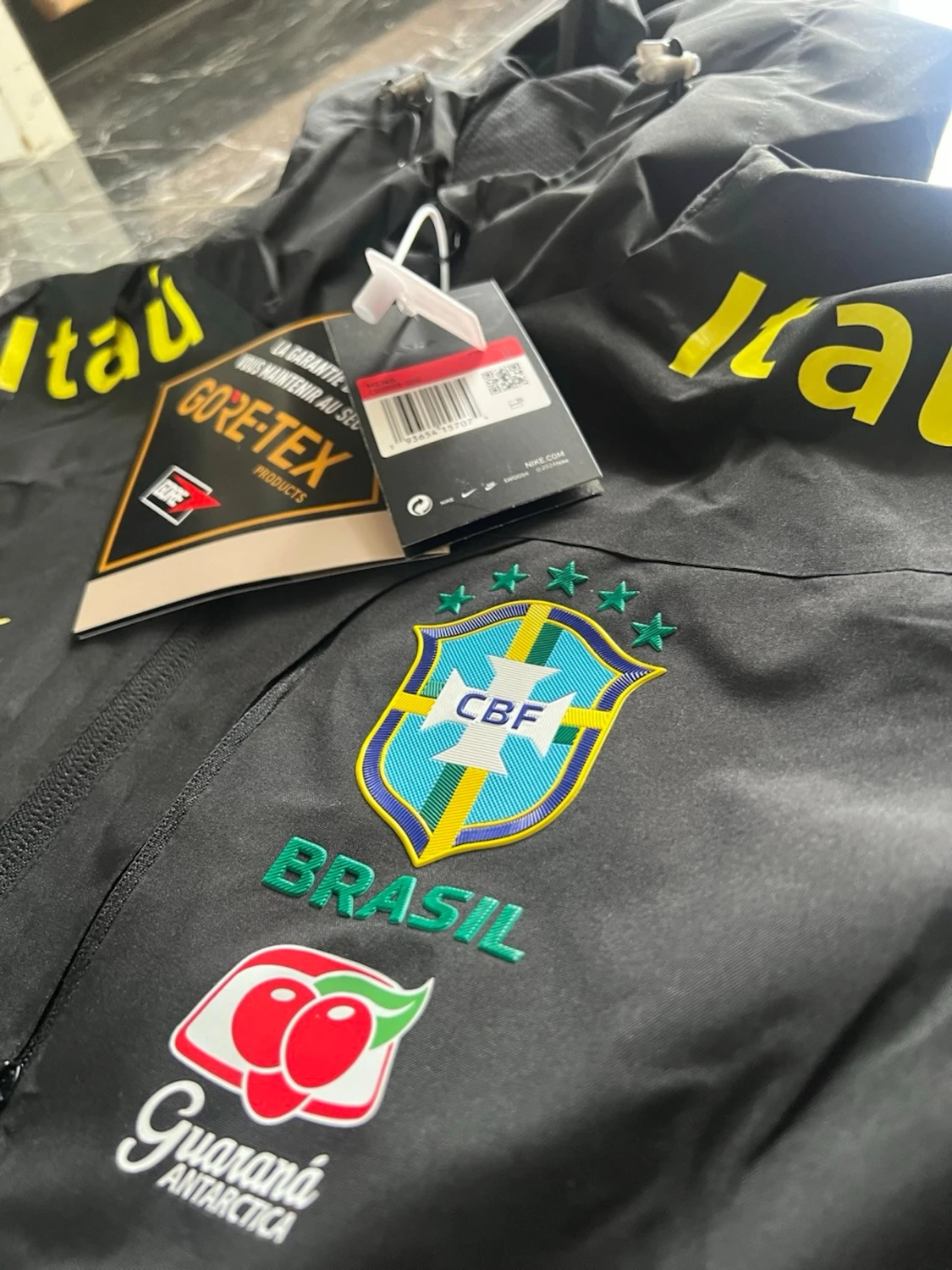 Svart Nike Brasil vindjacka med huva - 2