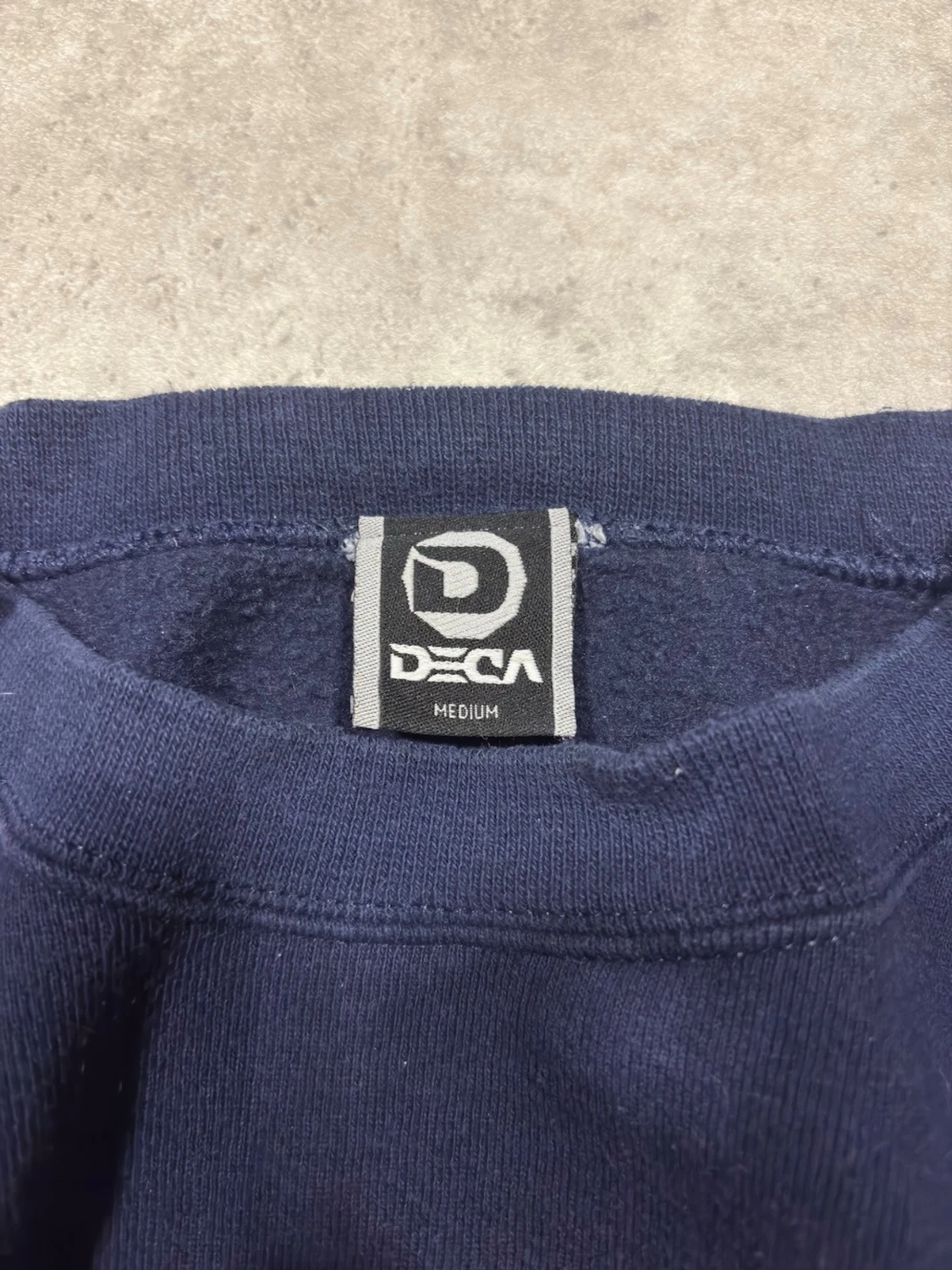 Vintage DECA sweatshirt - 2