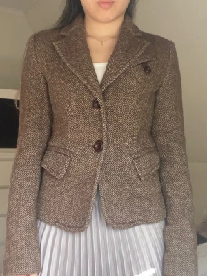 Figursydd kavaj/kappa - Jätte fin figursydd kavaj/kappa. Skulle säga att det är storlek xs eller xxs