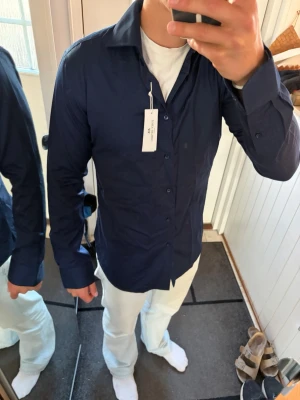 Helt ny skjorta från John Henric  - Helt ny skjorta med pris lapp kvar