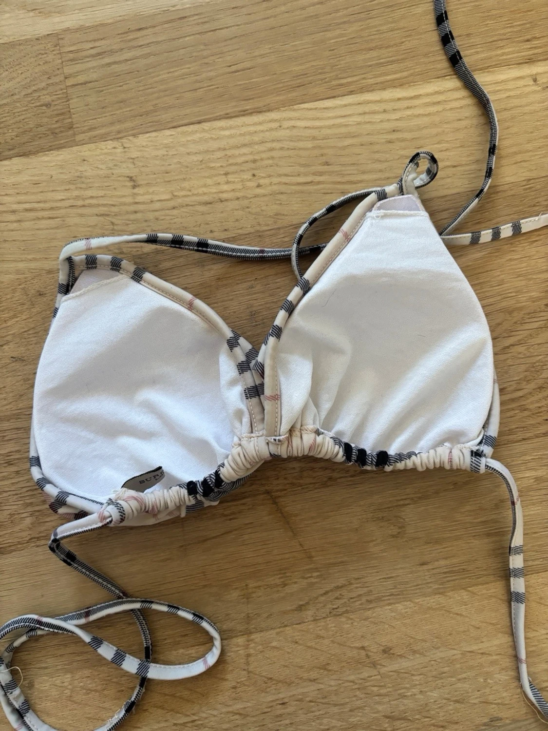 Burberry rutig bikini storlek L, made in London  - 5