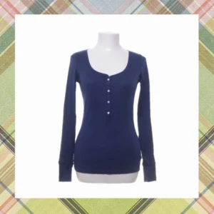 Vintage Y2K Henley Elena Gilbert stil - Victoria's secret henley/farfarströja! Skriv vid frågor❤️