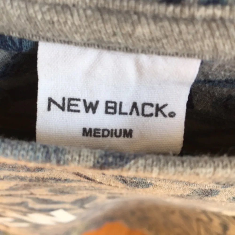 New Black tröja. Hoodies.