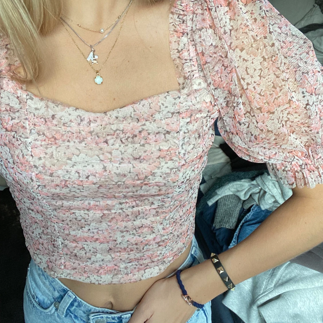 Topp med puffärm  - 90