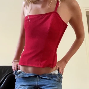 Red one strapped top 💋💋💋 - Best fits size xs/s 
