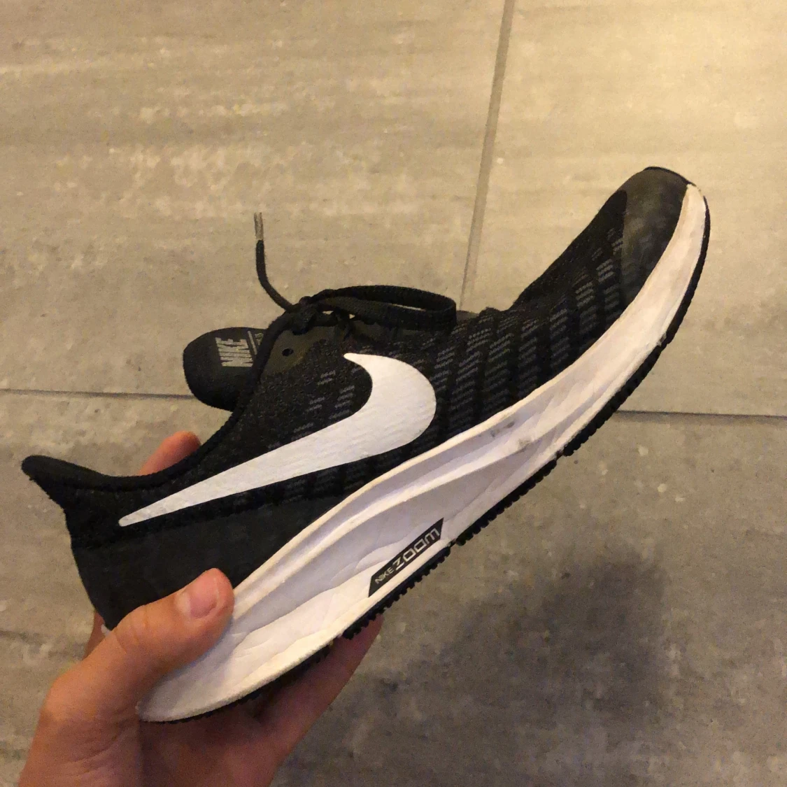 NIKE ZOOM PEGASUS 35 - 90