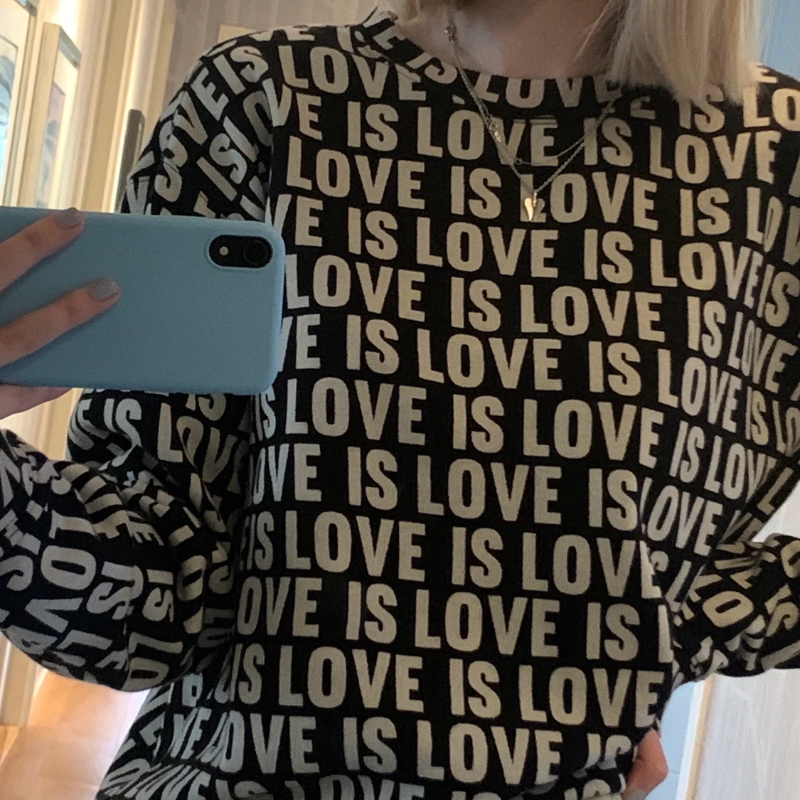 Sweatshirt- Monki - 90