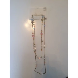  - Oanvänt halsband!  Djur och rökfritt hem! Köparen betalar frakt om avhämtning inte funkar, swish finns. :)