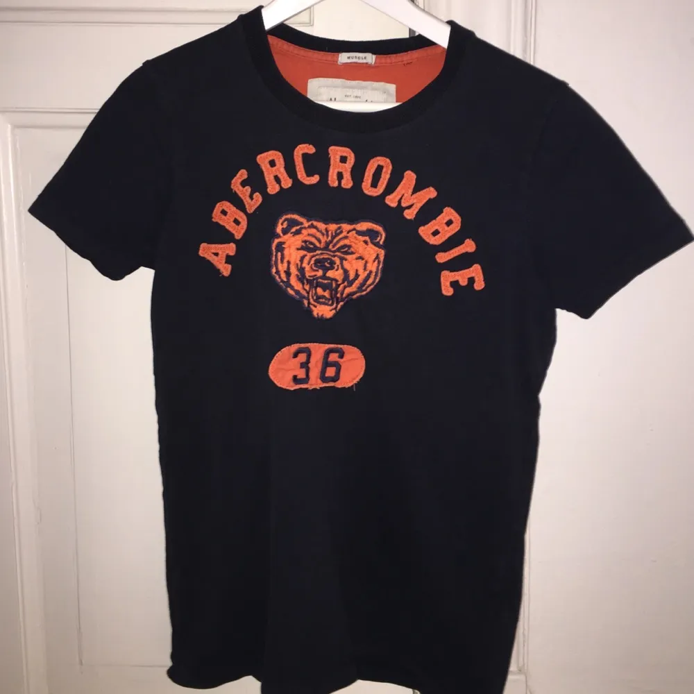Abercrombie fitch Classic T shirt. Pre owned. Washed ca 10 times. T-shirts.