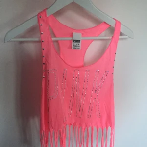  - Victorias Secret PINK - beach top i fin rosa! Jätteskön att bara dra över bikinin till eller från stranden 💖
